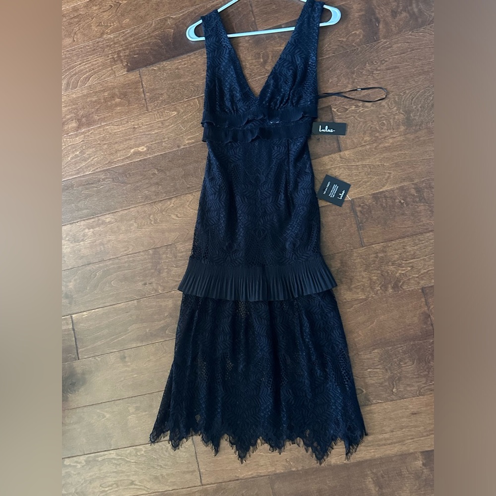 NWT lulus black lace dress
